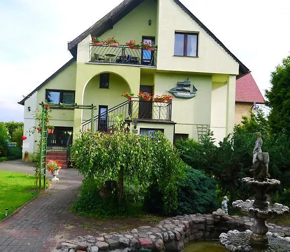 Bajkowy Las * Pobierowo